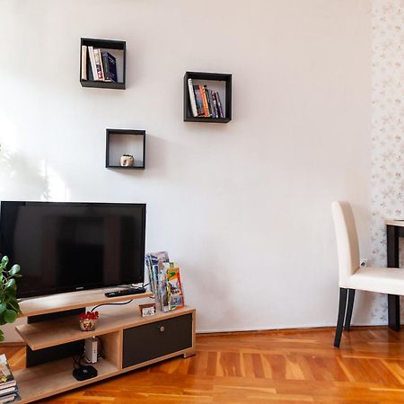 Momo'S Studio Apartment سوبوتيتْسا المظهر الخارجي الصورة