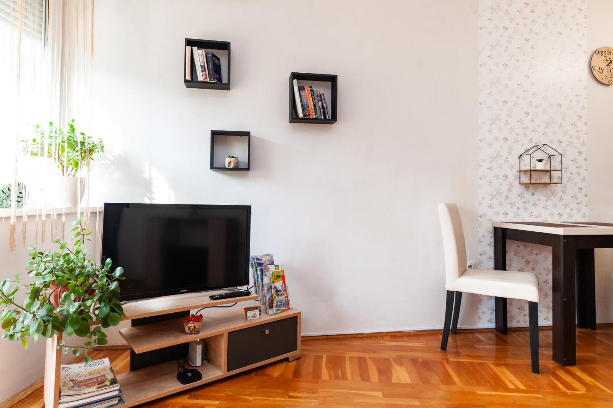 Momo'S Studio Apartment سوبوتيتْسا المظهر الخارجي الصورة